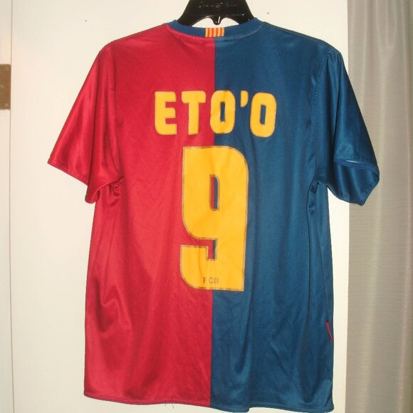 FCB Official Futbol Soccer Jersey ETO'O 9 Barcelona Spain Unicef Short Sleeve S - Picture 2 of 2